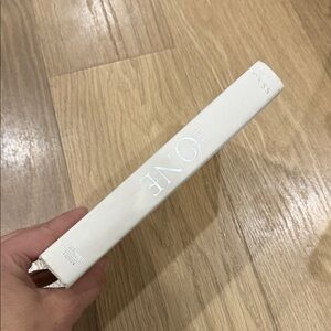 'The One' By Kiera Cass Book - SIGNED